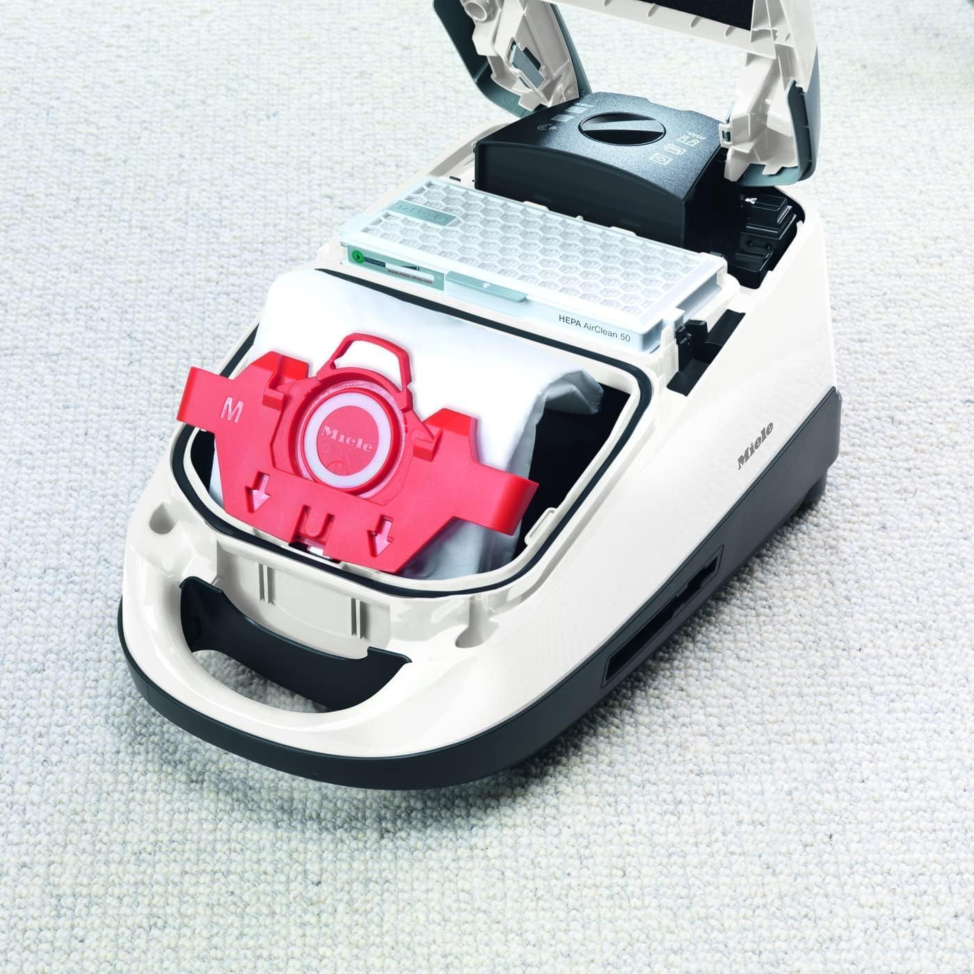 Miele FJM Hyclean Pure Vacuum Cleaner Dustbags, Vacuum Bags for Compact C1/C2, Complete C1 and S6/S4 Vacuum Cleaners, Pack of 4 image number 4