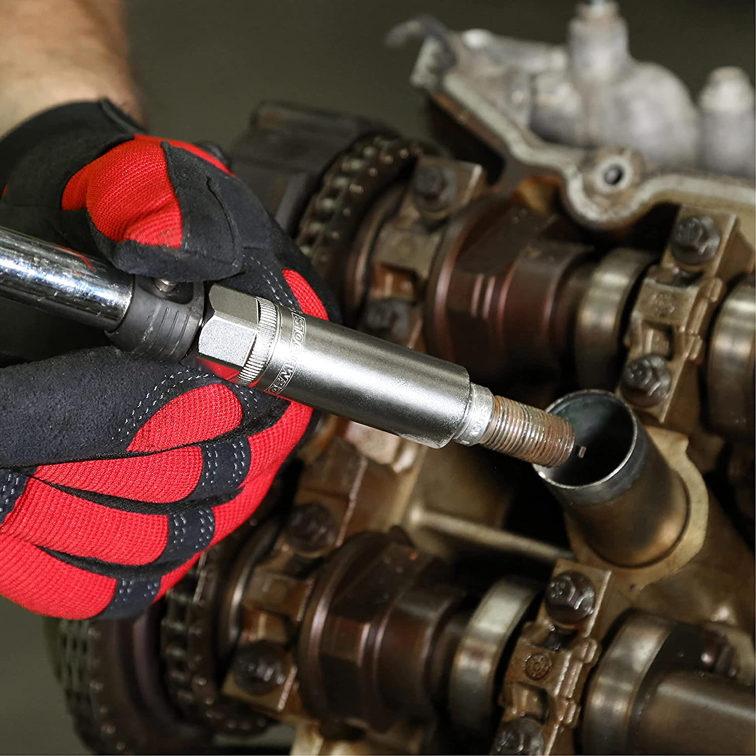 OEMTOOLS 22891 3/8 Drive Magnetic Spark Plug Socket Set, Contains 5/8" (16 Mm), 9/16", and 13/16" 6 Point Deep Sockets, Fits Most Car Spark Plugs image number 5