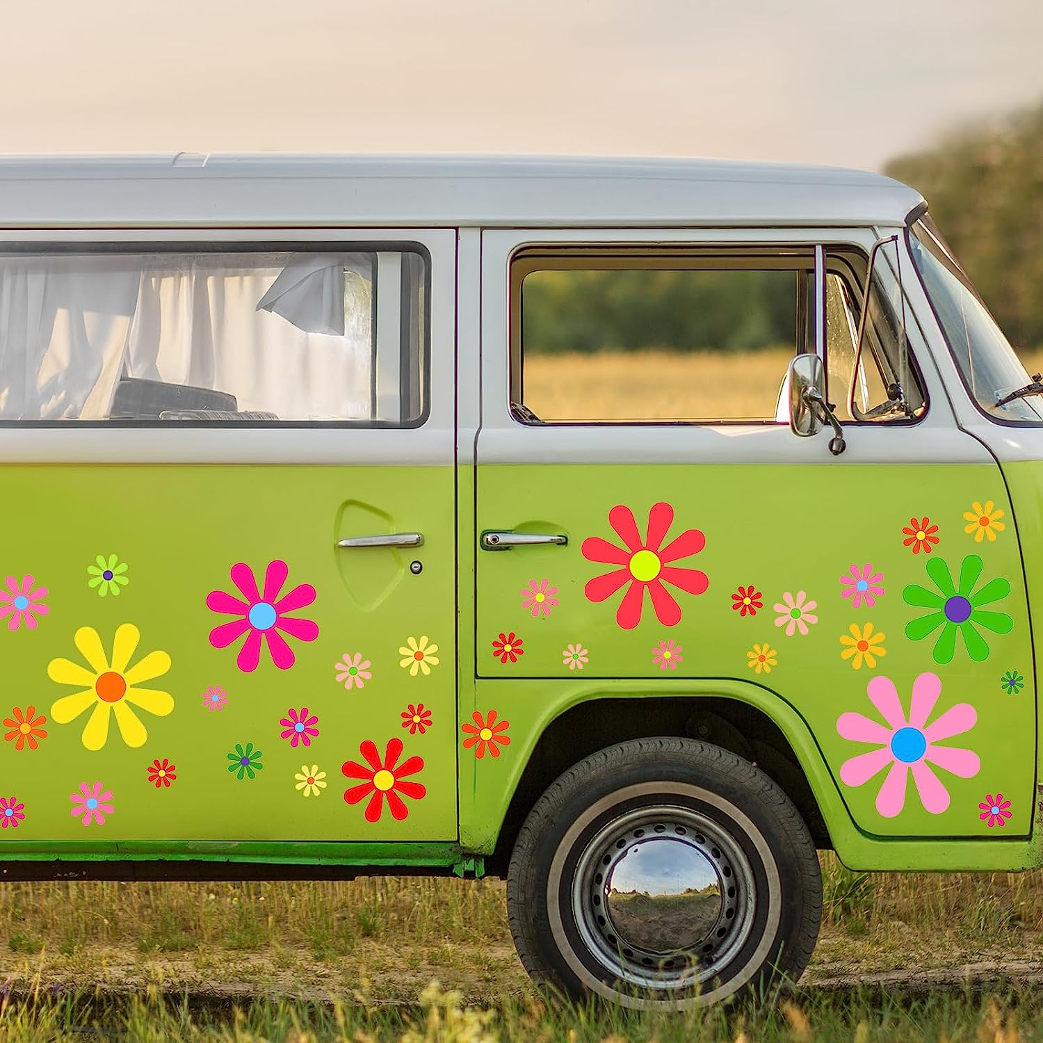 Fuutreo 12 Sheets Daisy Stickers 133 Pieces Flower Decals Vinyl Self Adhesive for Car Mirror Window Clings Laptop Decoration, Assorted Sizes (Multicolor) (Fuutreo-Daisy Car-03)