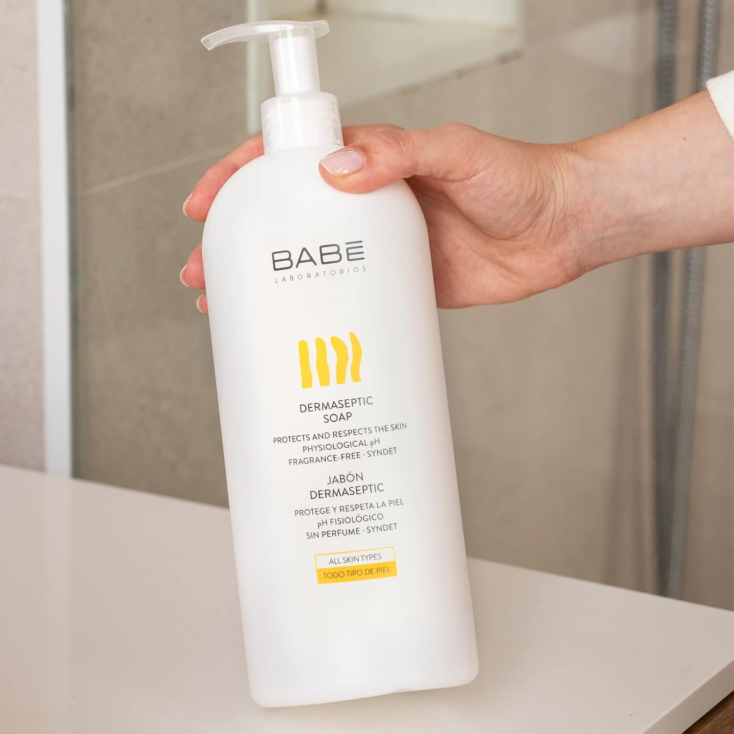 Laboratorios Bab&eacute; - Jab&oacute;n Dermaseptic | Transparent | Piel Grasa | Tendencia Acneica Corporal | Todo Tipo De Piel | 1000 Mililitros image number 2