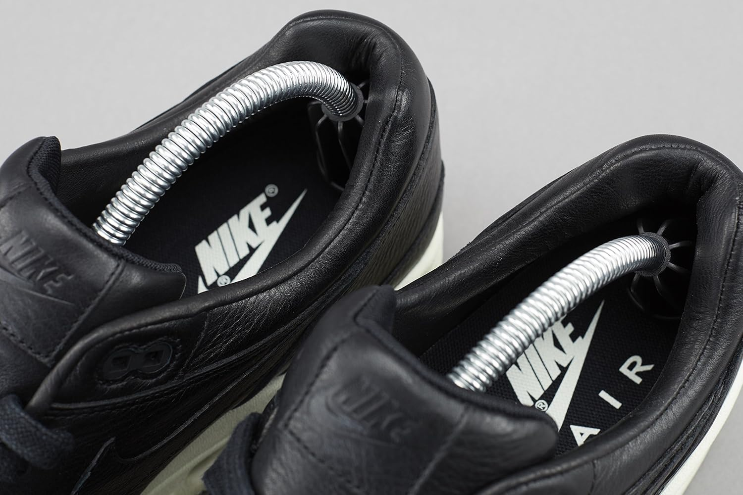 Sneaky Shoe Tree'S image number 1