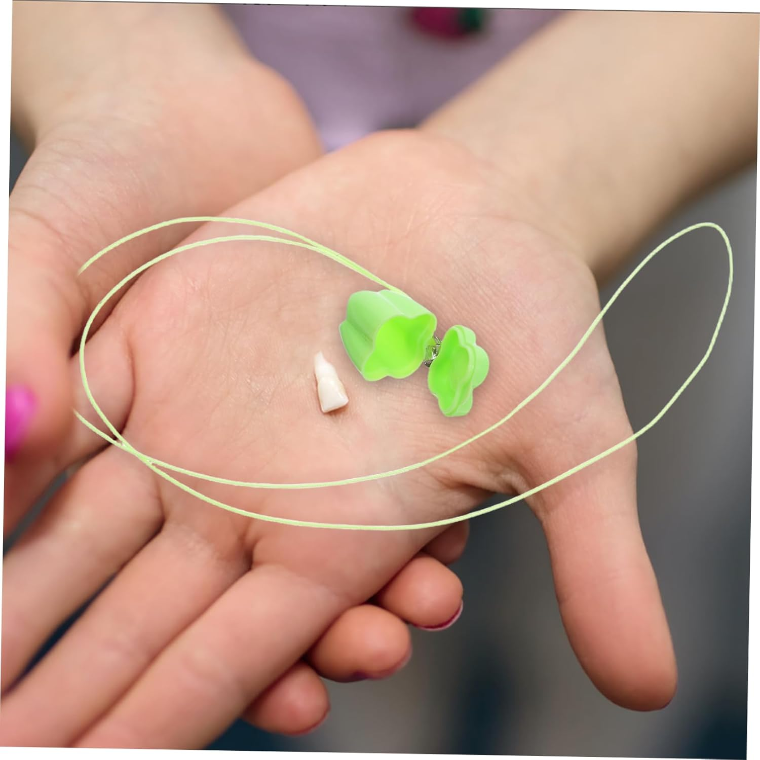 5Pcs Tooth Storage Organizer: Cute Plastic Saver Tooth Necklace Collection Box for Kids Classroom Party Supplies Accessories image number 5