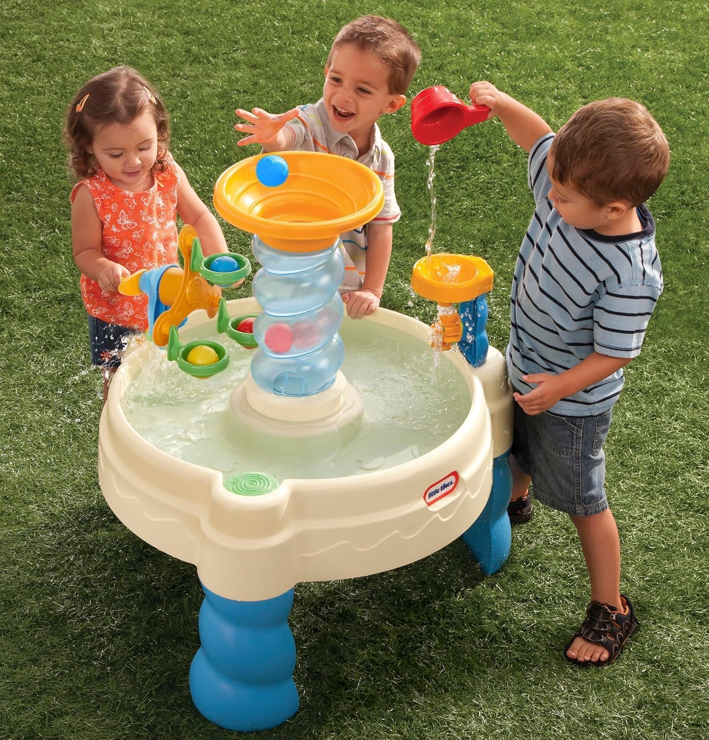 Little Tikes Spiralin&rsquo; Seas Waterpark - Kids' Outdoor Water Table with Ferris Wheel, Spiral Drop & Character Balls - Encourages Motor Skill Development & Creative Play - for Ages 2 Years and Up image number 5