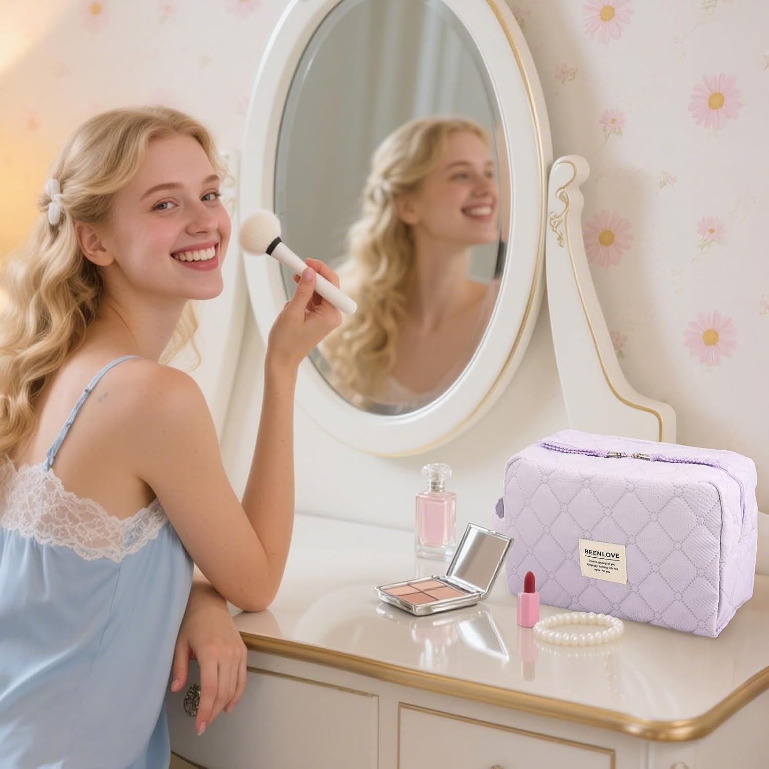 Makeup Bag, Quilted Make up Bag with Handle & Zipper, Lightweight Cosmetic Bag for Women Travel Toiletry Skin Care (Purple) image number 5