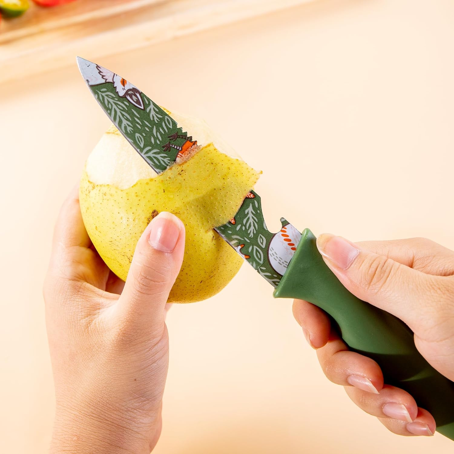 WILLKOMMEN Kitchen Knife Set 3 PCS, Professional Sharp Stainless Steel Chef&rsquo;S Knife Set, Food Grade Non-Stick Color Printing Animals Pattern Knives Set, Good Choice for Birthday, Housewarming (Green) image number 4