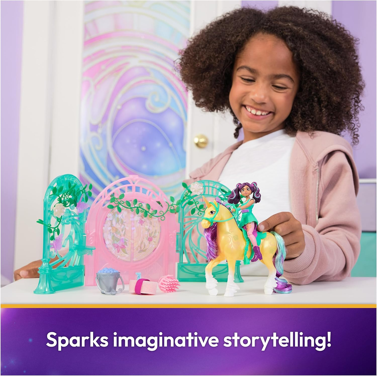 Unicorn Academy, Ava Doll & Color-Change Leaf Unicorn Stall Playset with 15 Accessories, Dolls & Unicorn Toys for Girls Ages 4 and Up