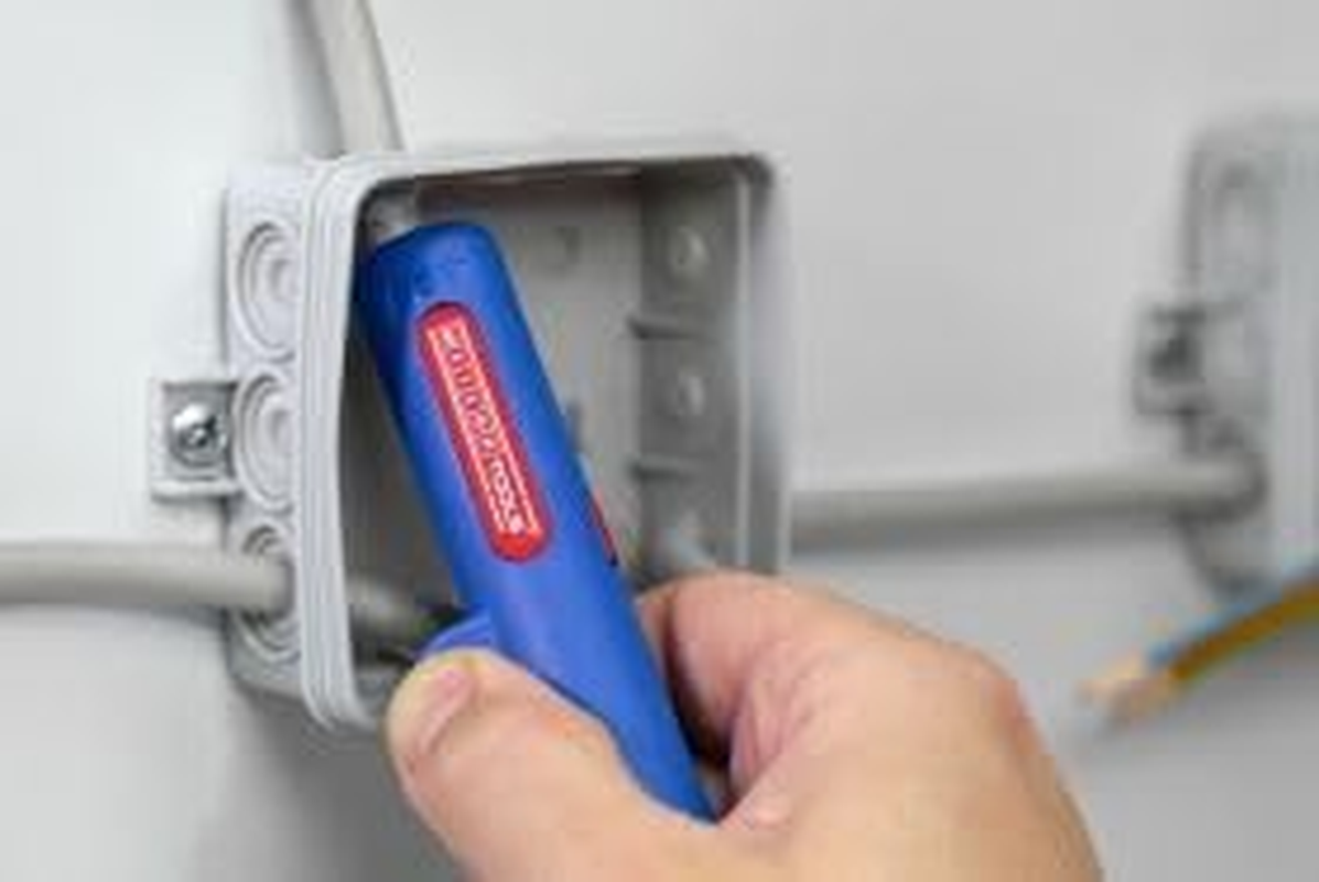 WEICON Tools Starter Set Pro, 4-Piece Set for Electrical Installations, DIY and Home Repairs, Made in Germany image number 2