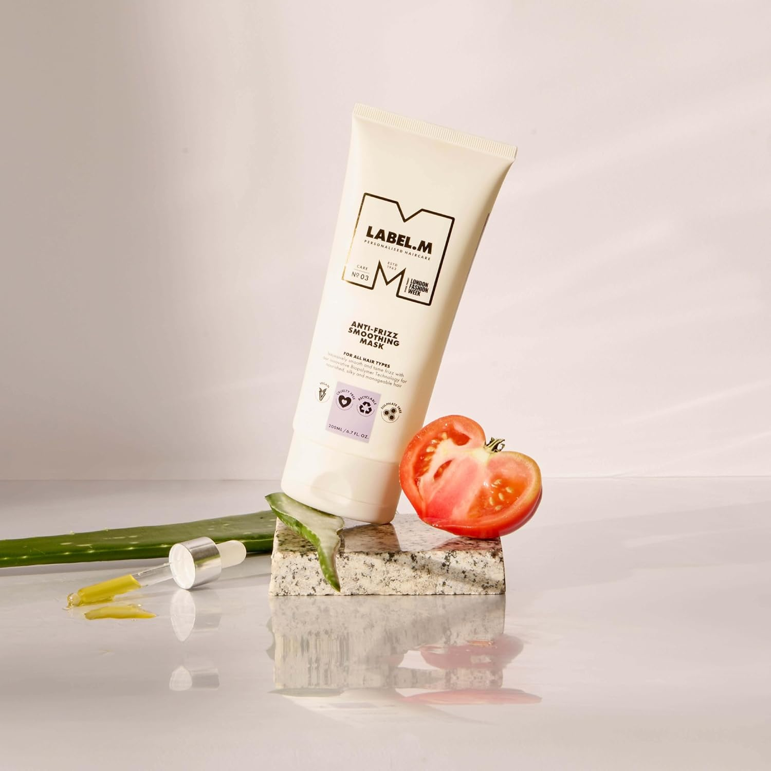 Label.M Smoothing Cream (Protects Straightened Styles from Frizz Caused by Humidity) 200Ml/6.8 Oz image number 2