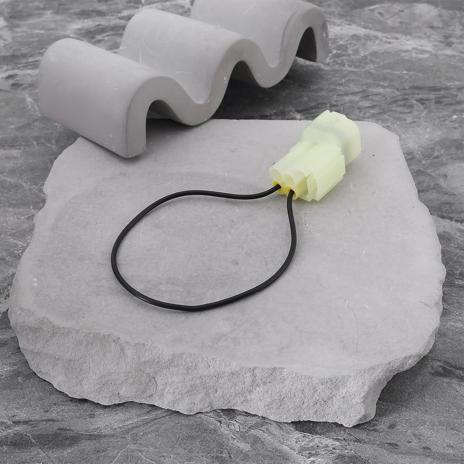 Emagtech Motorcycle Electrical Service Connector 114-58002 Replacement Part 070PZ-ZY30100 Plug Pigtail for Diagnosis Compatible with Honda Motorcycle image number 3