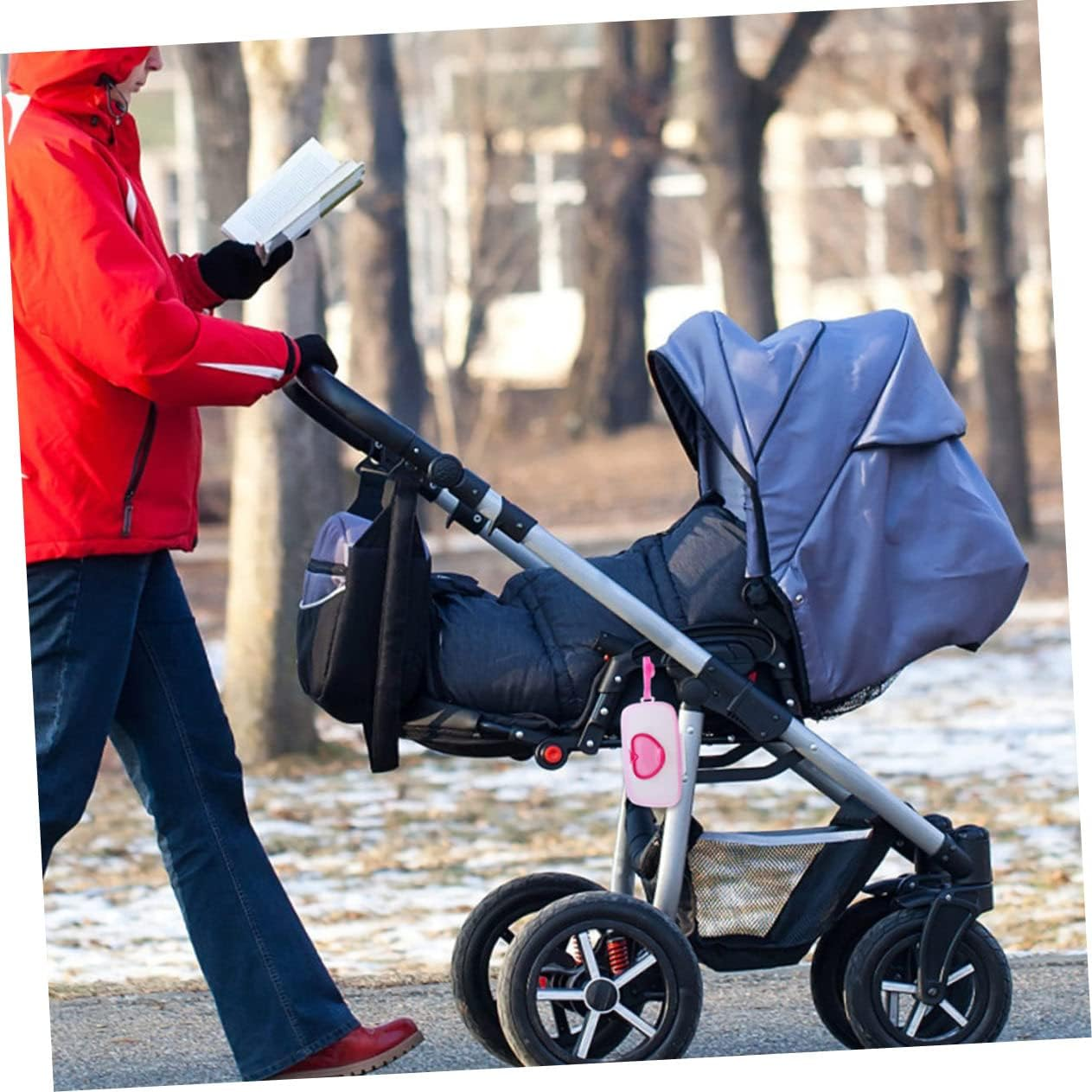 Ifundom Portable Baby Wet Tissue Case Set 2Pcs Reusable Outdoor Infant Wet Wipes Storage Box Lid White Pink and White Blue for Babies image number 5