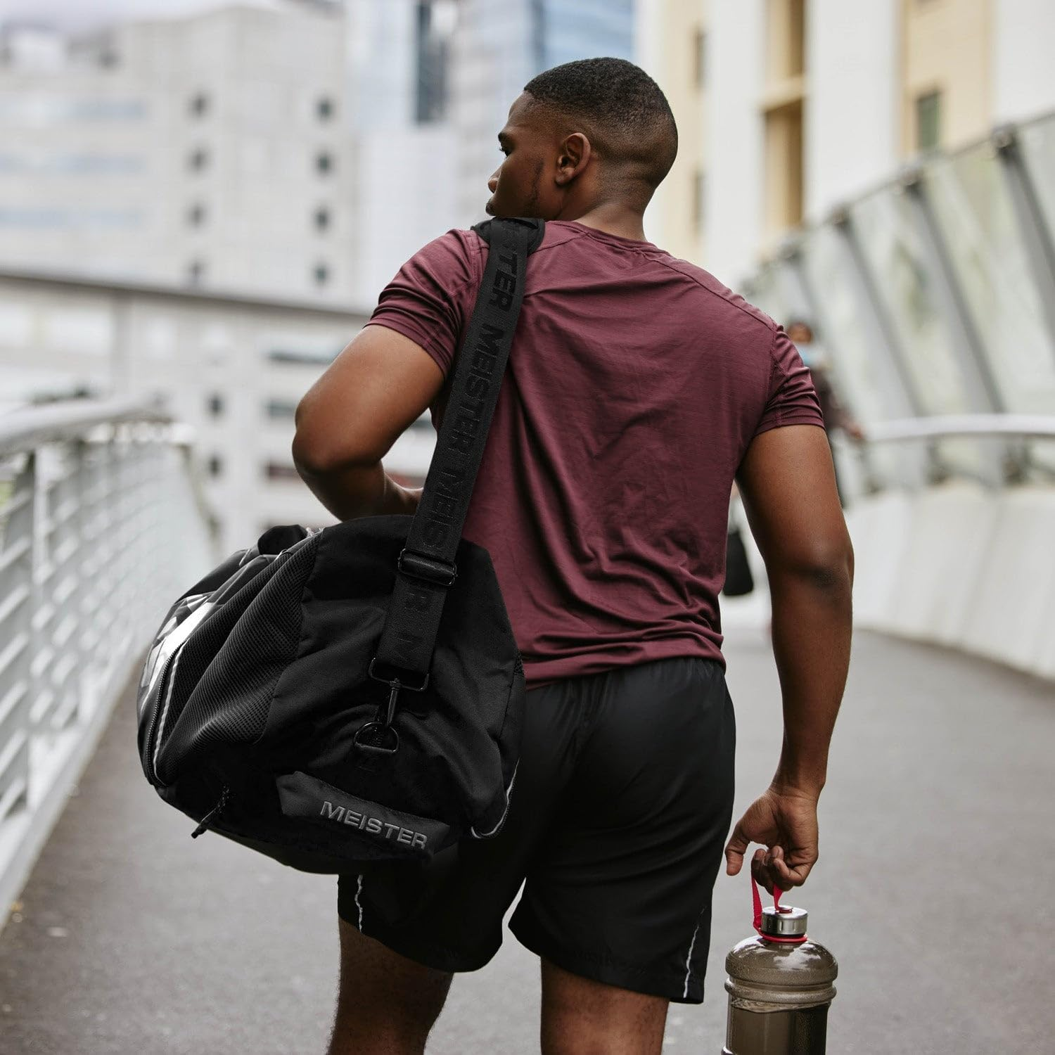 Meister Vented Convertible Duffel/Backpack Gym Bag - Ideal Carry-On - Pink image number 3