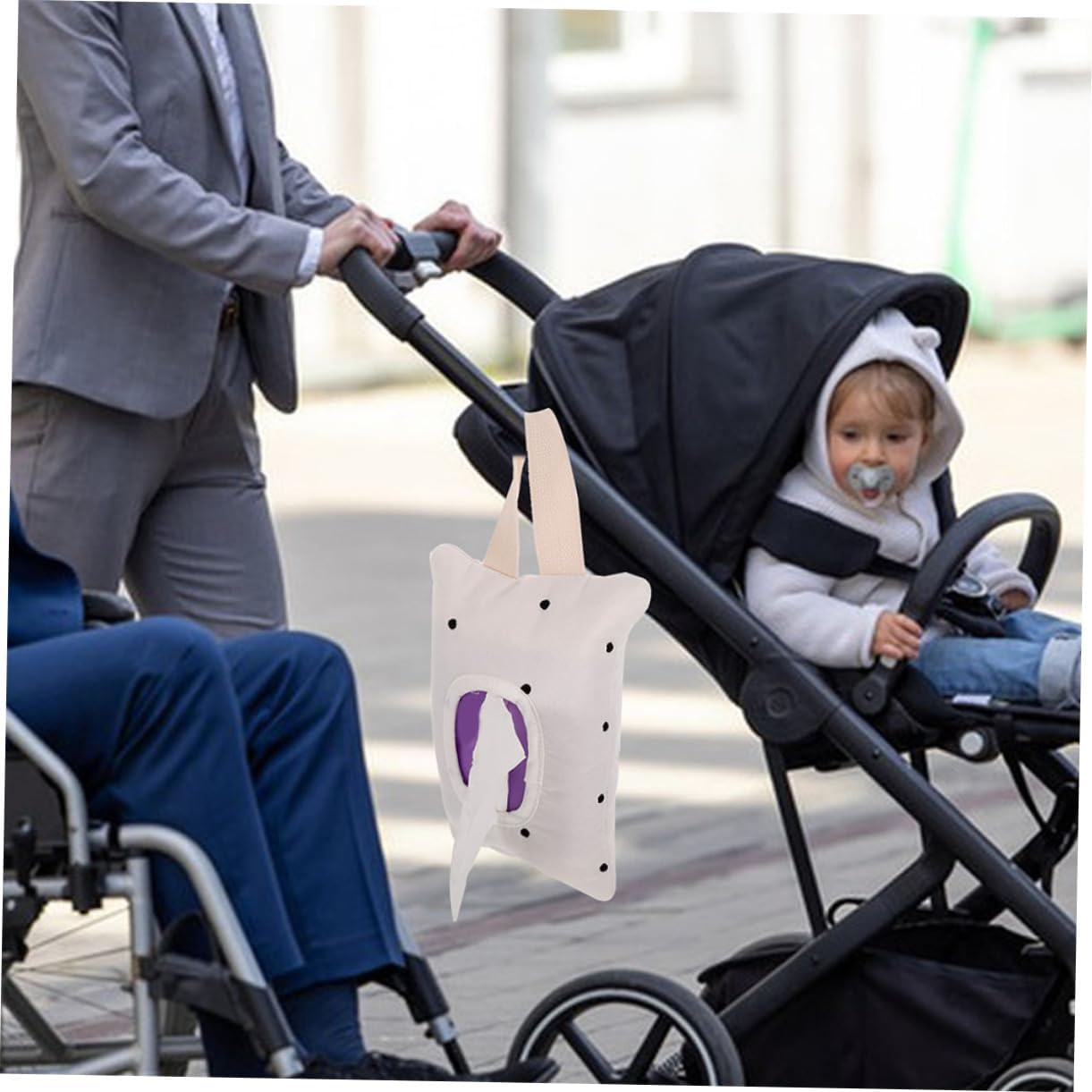 2Pcs Wipes Container Car Armrest Tissue Holder Flat Tissue Holder Towel Dispenser Wipes Dispenser image number 5