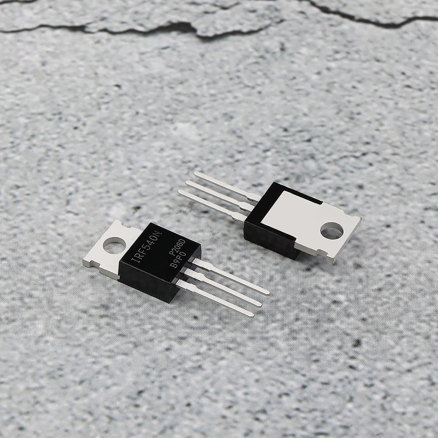Emsea 10Pcs IRF540N N-Channel Rectifier Power MOSFET Transistor 33A 100V TO-220 image number 3