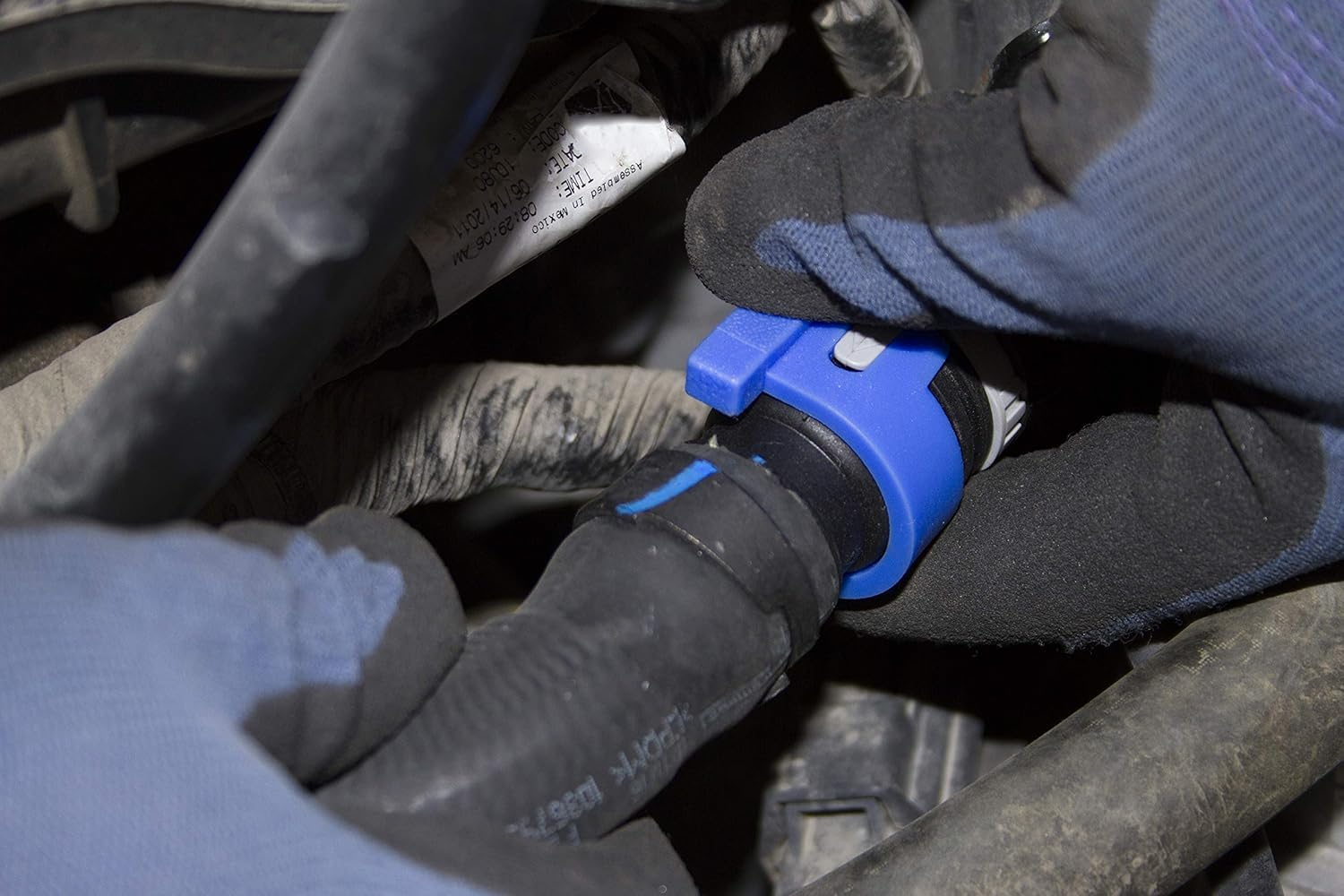 Lisle 39200 Heater Hose Disconnect for Ford 2.0L, Blue