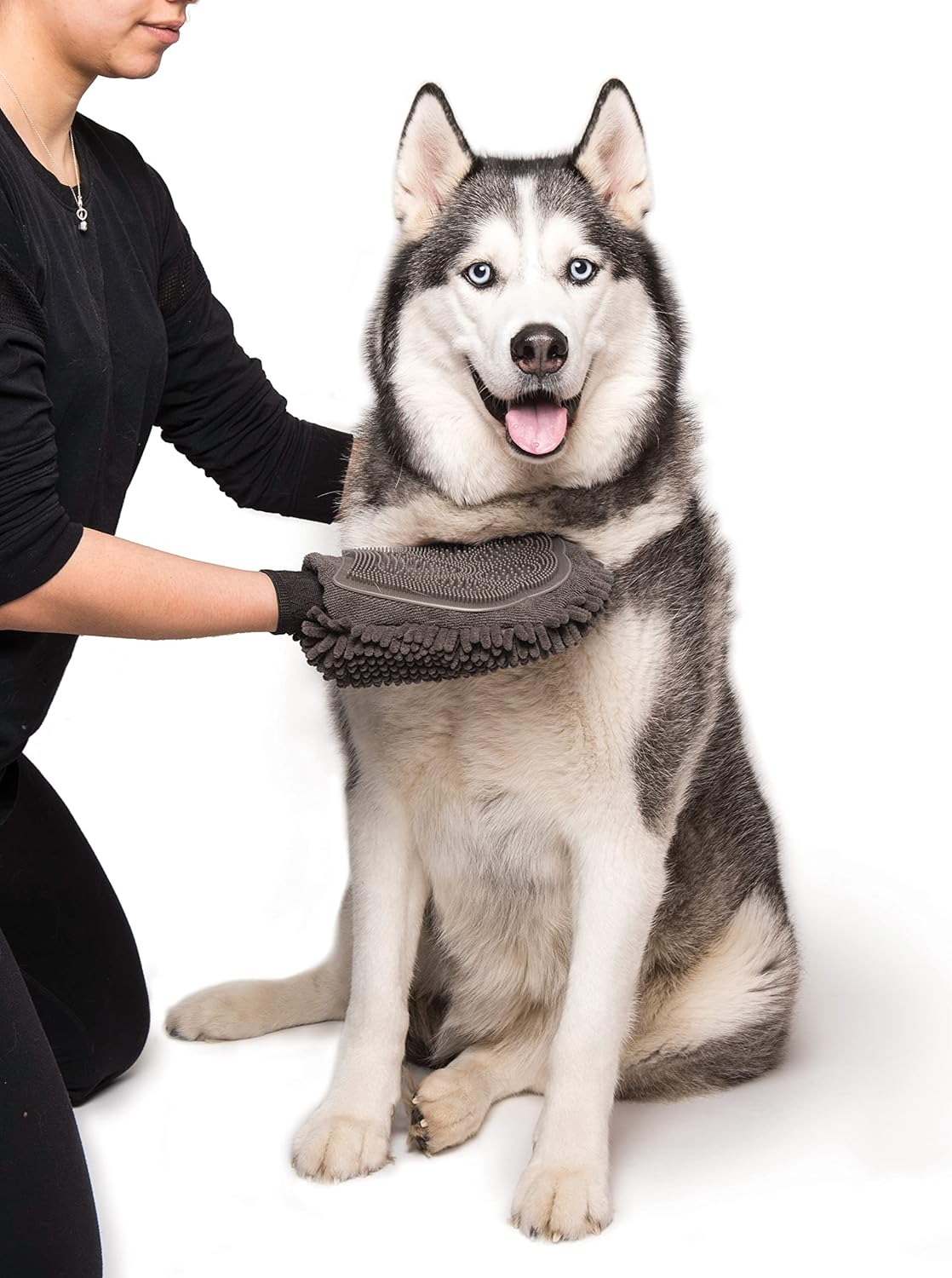 DGS Dirty Dog Grooming Mitt Length 25 Cm Width 18 Cm Height 2 Cm Grey image number 1