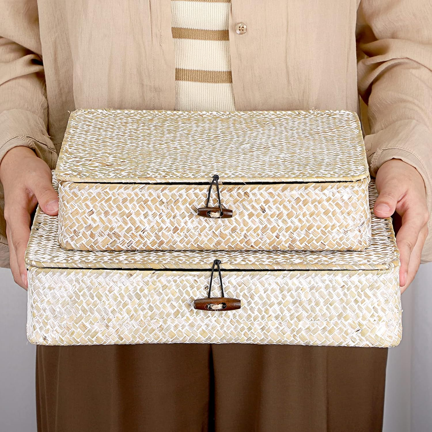 SUMNACON 2 X Rattan Baskets Made of Natural Seagrass with Lid Handmade Storage Box Storage Baskets Organiser Basket for Kitchen Bathroom Bedroom Large + Small (Rectangular, White) - White image number 3