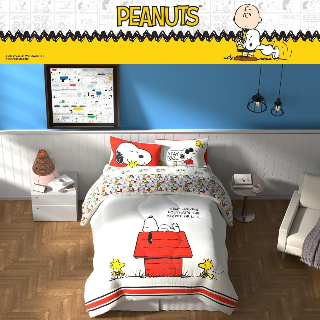 Franco Peanuts Classic Pals Super Soft Comforter and Sheet Set, 5 Piece Queen Size, (Official Licensed Product) Collectibles