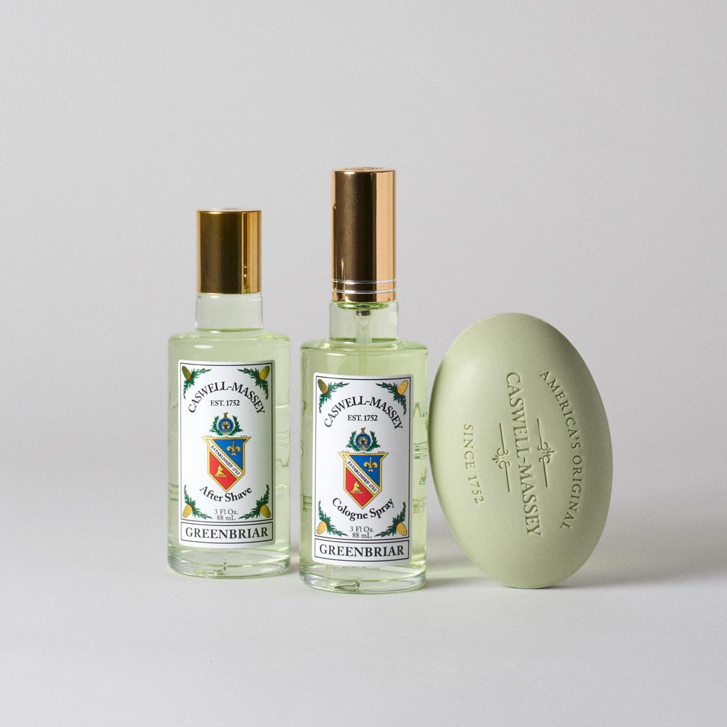 Caswell-Massey Greenbriar Gold Cap Cologne, Men&rsquo;S Cologne with Classic and Zesty Scent with Citrus, Sage & Rugged Velvety Notes, 3 Fl Oz image number 3