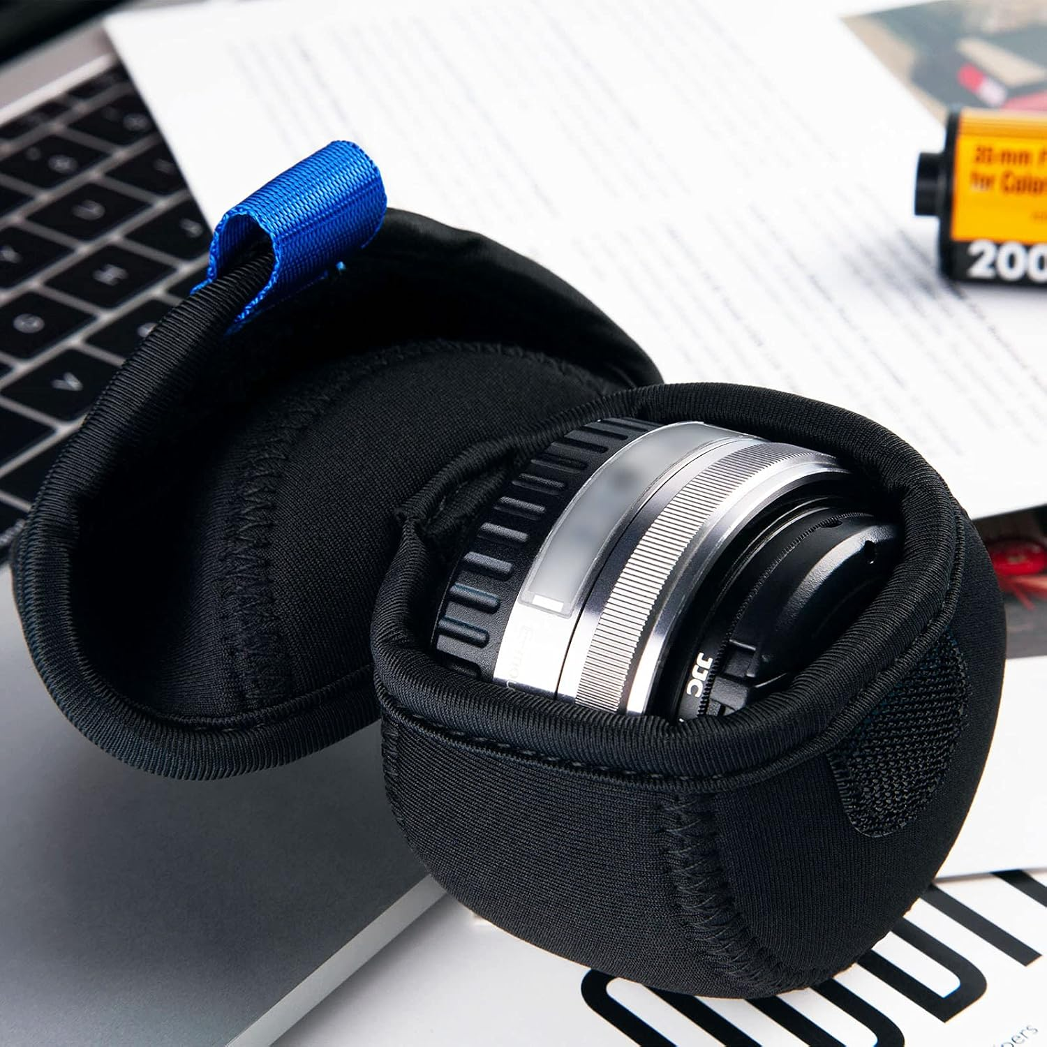 JJC Lens Case Pouch for Sony E PZ 16-50Mm F3.5-5.6 Oss/Nikon Nikkor Z DX 16-50Mm / Canon EF-M 22Mm F2 Stm/Olympus M.Zuiko Digital ED 14-42Mm Lens and Other Lens below 62 X 40Mm, with Carabiner X 1 image number 3