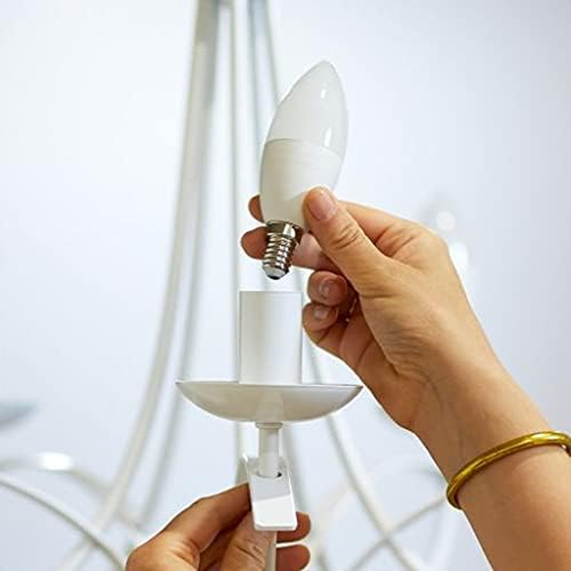 Wiz E14 Wi-Fi + Bluetooth Candle LED Bulb image number 3