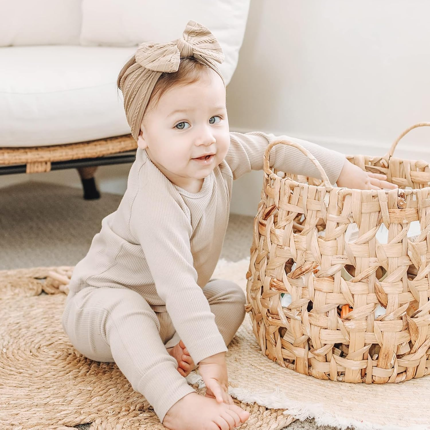 Pack of 3 Baby Girls' Headbands, Elastic Baby Headband, Nylon Soft Hairband, Girls Headband for Newborns, Toddlers (Pink and White and Beige) image number 3