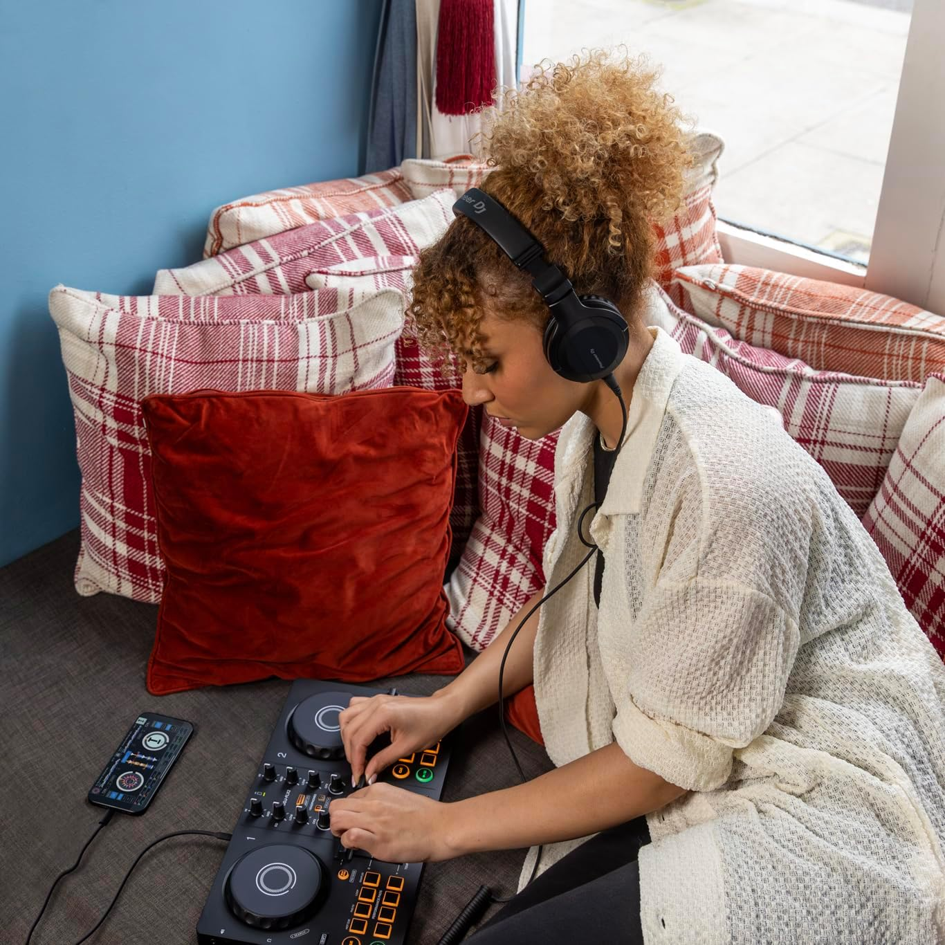 Alphatheta DDJ-FLX2 Compact 2-Channel DJ Driver image number 5