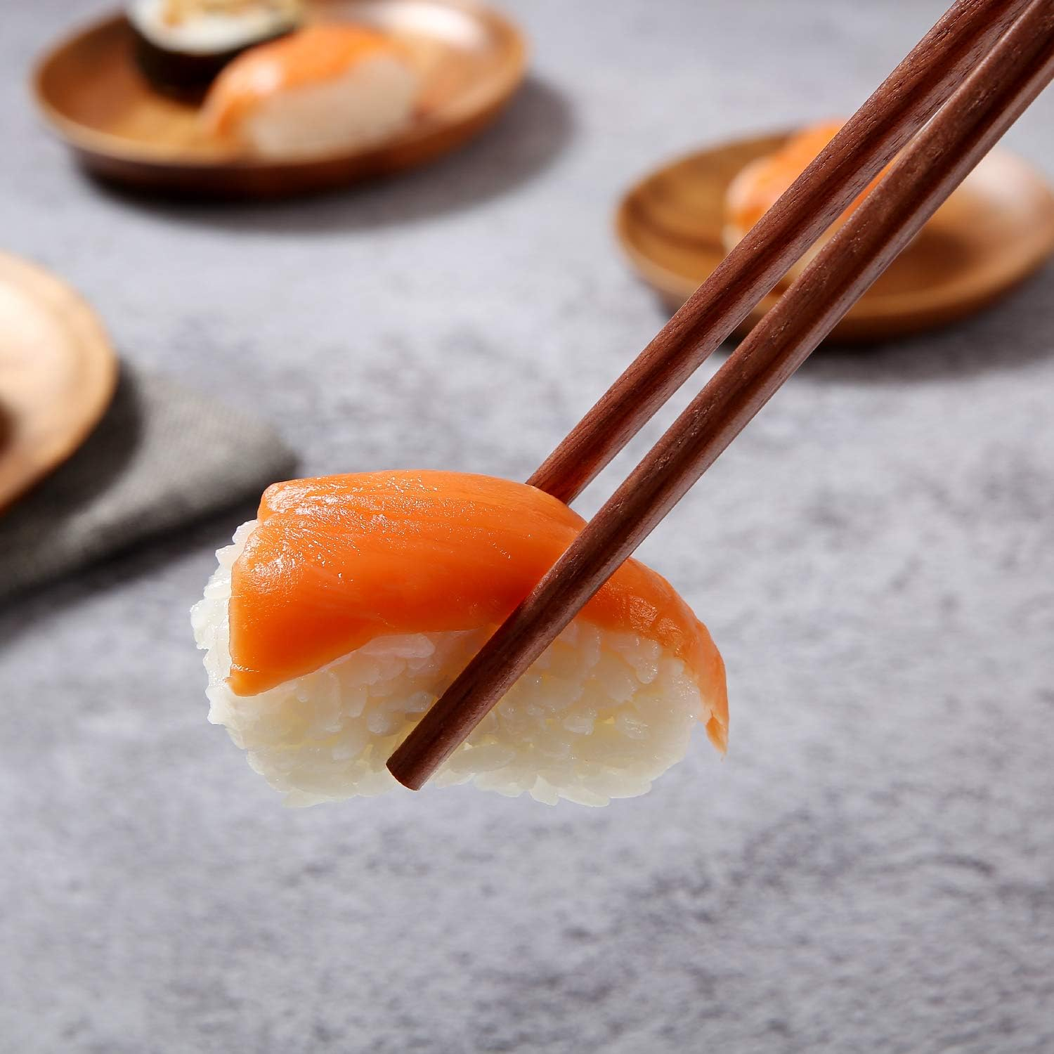 Donxote Wooden Chopsticks, 9.84 Inch Reusable Natural Healthy Chopsticks, Asian Classic Style for Dining Room, Kitchen, Japanese Noodles, Korea Gourmet, Set of 10 Pairs image number 2