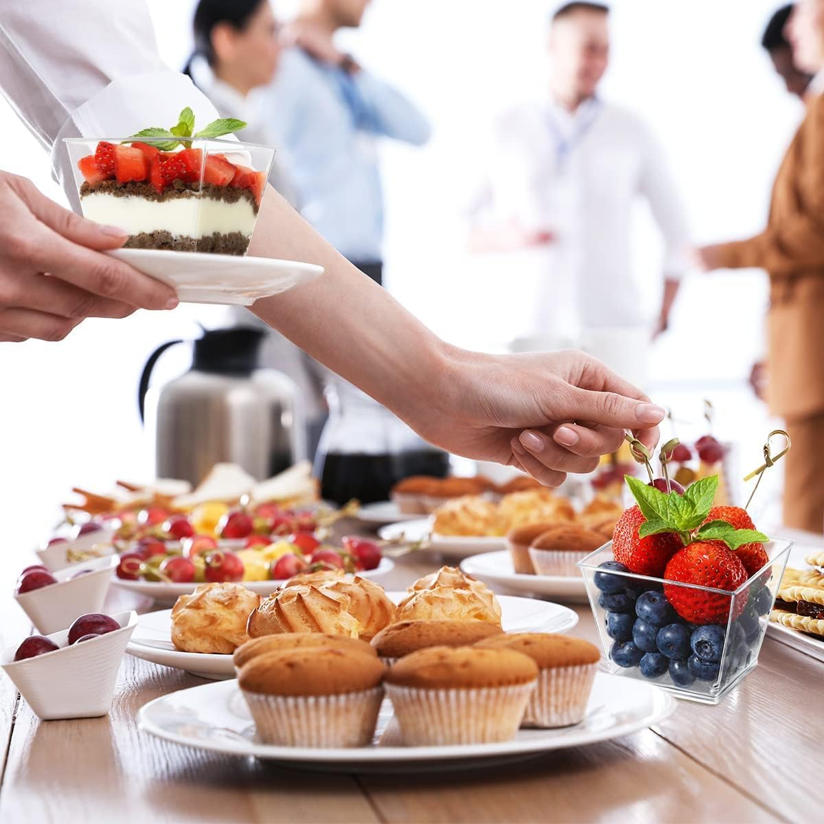 100 Pcs Dessert Square Cups,60Ml 2Oz with 100 Spoons,Clear Square Dessert Bowls,Washable Dessert Serving Bowl for Capcake,Ice Cream,Mousse,Pudding,Reusable Serving Cups for Tasting Party