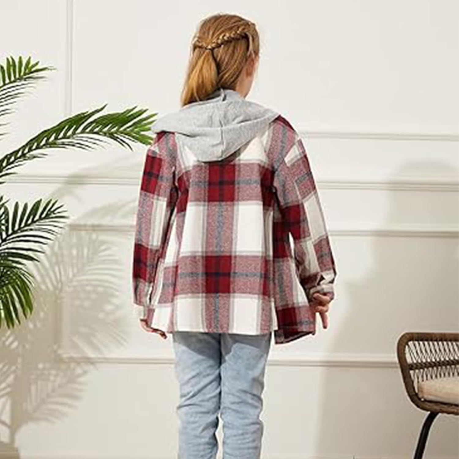 OXUBOAO Girls Flannel Jackets Plaid Button down Coats Pockets Long Sleeve Hooded Jacket for Fall Winter image number 5