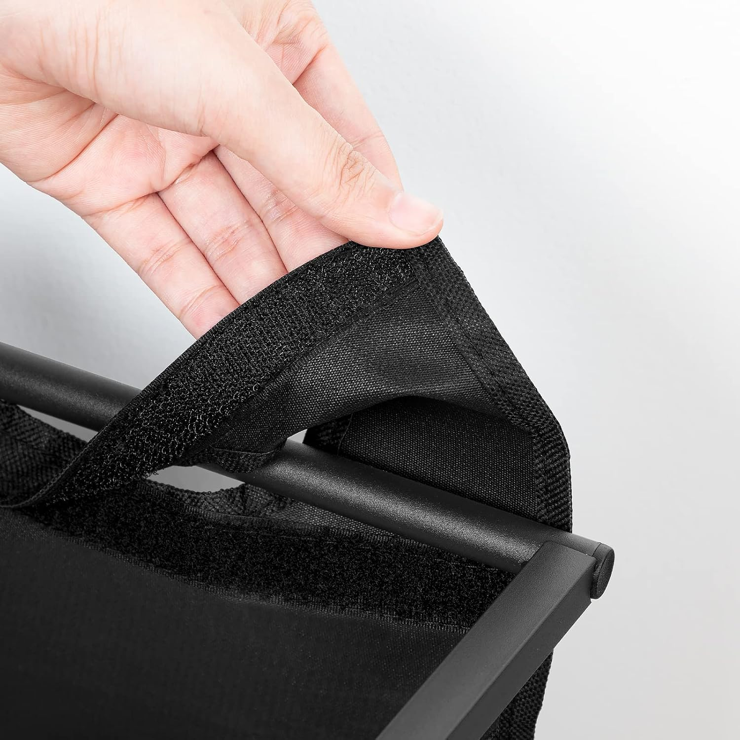 HOOBRO Laundry Sorter 3 Section,Rolling Laundry Hamper with Wheels, 3 &times; 11.5 Gal (43.5 L), Pull-Out and Removable Oxford Fabric Laundry Bags, Rustic Brown and Black BF76XY01 image number 1