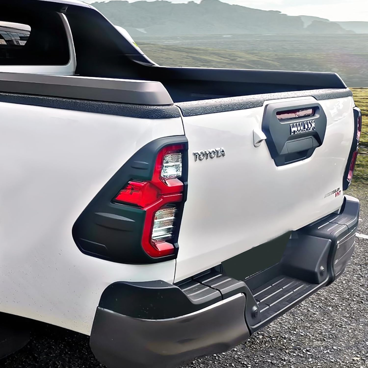 SUERAUTO4X4 Tail Light Cover Trim for Toyota Hilux Accessories 2021-2025 N80 Facelift SR5 Rogue Rugged GR Sport, Rear Taillight Lamp Cover Protector Surround Trim Matte Black Car Exterior 2PCS image number 3