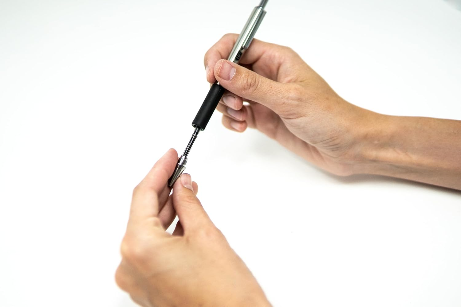 Zebra Pen F402 Retractable Ballpoint Pen, 12 Count, Black (29210) image number 6