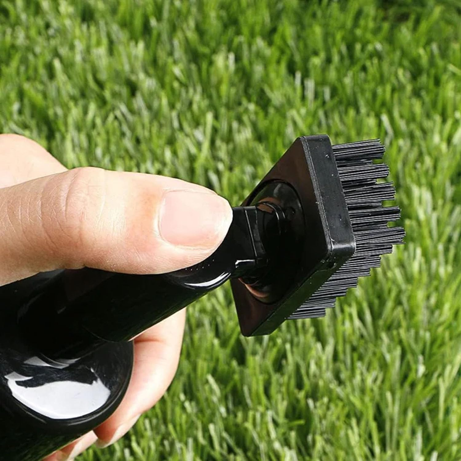 EZONEDEAL Golf Club Brush Cleaner with Water Bottle Caddy - Effortless Cleaning with Groove Tube and Squeeze Bottle - Essential Golf Accessories - Black image number 1