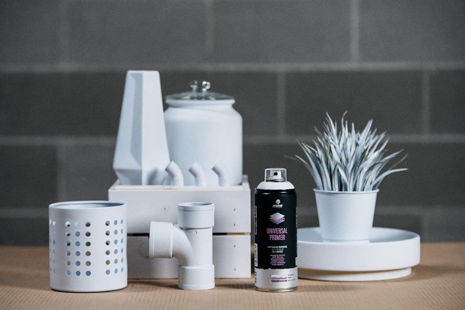 Montana Colors MTN PRO Universal Primer Spray Paint, White, 400 Ml