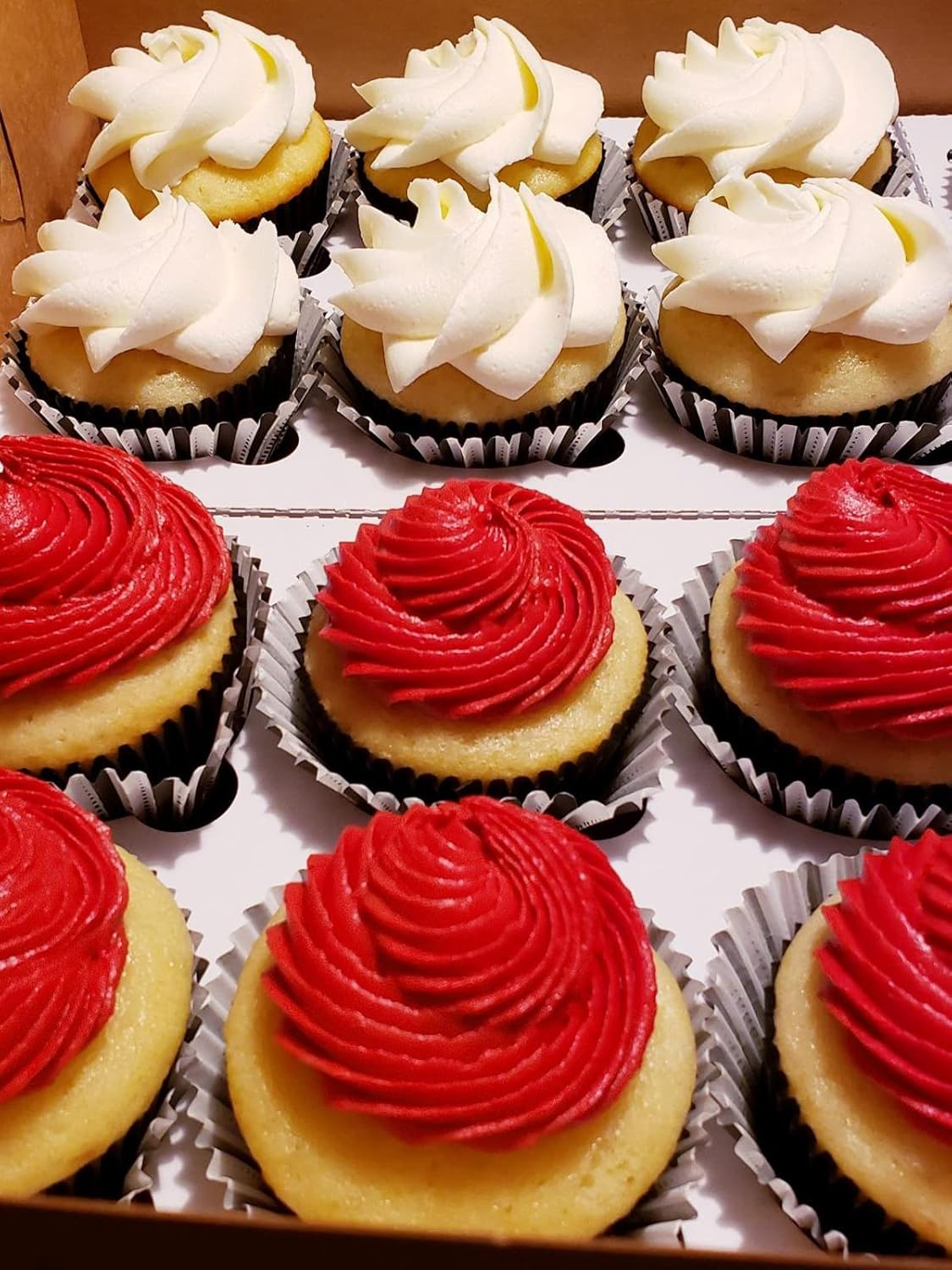 Large Piping Bags and Tips,Eclairs Churros Macaron Meringues Drop Flower Piping Tips with Bags 12 Inch for Cake Cupcake Cookie Decorating,25 Pcs image number 1