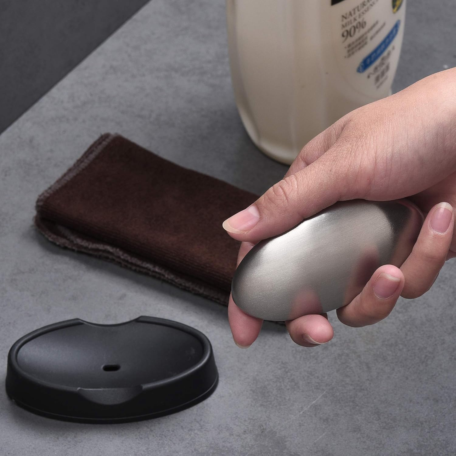 MGTECH 4 Pack Stainless Steel Soap Bar Magic Fish Garlic Onion Odor Remover image number 2