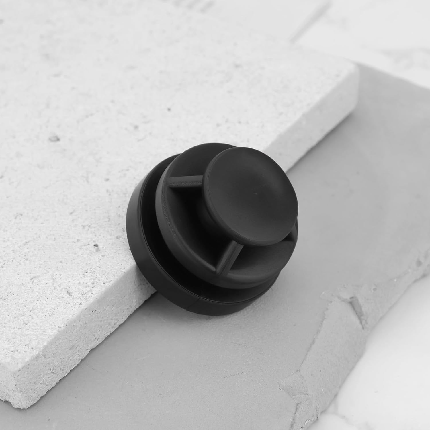 Emsea 4Pcs Car Engine Cover Insulator Rubber Mount Rubber Replacement Part P30110238 Compatible with Mazda 2 3 6 CX-3 CX-4 CX-5 Black image number 3