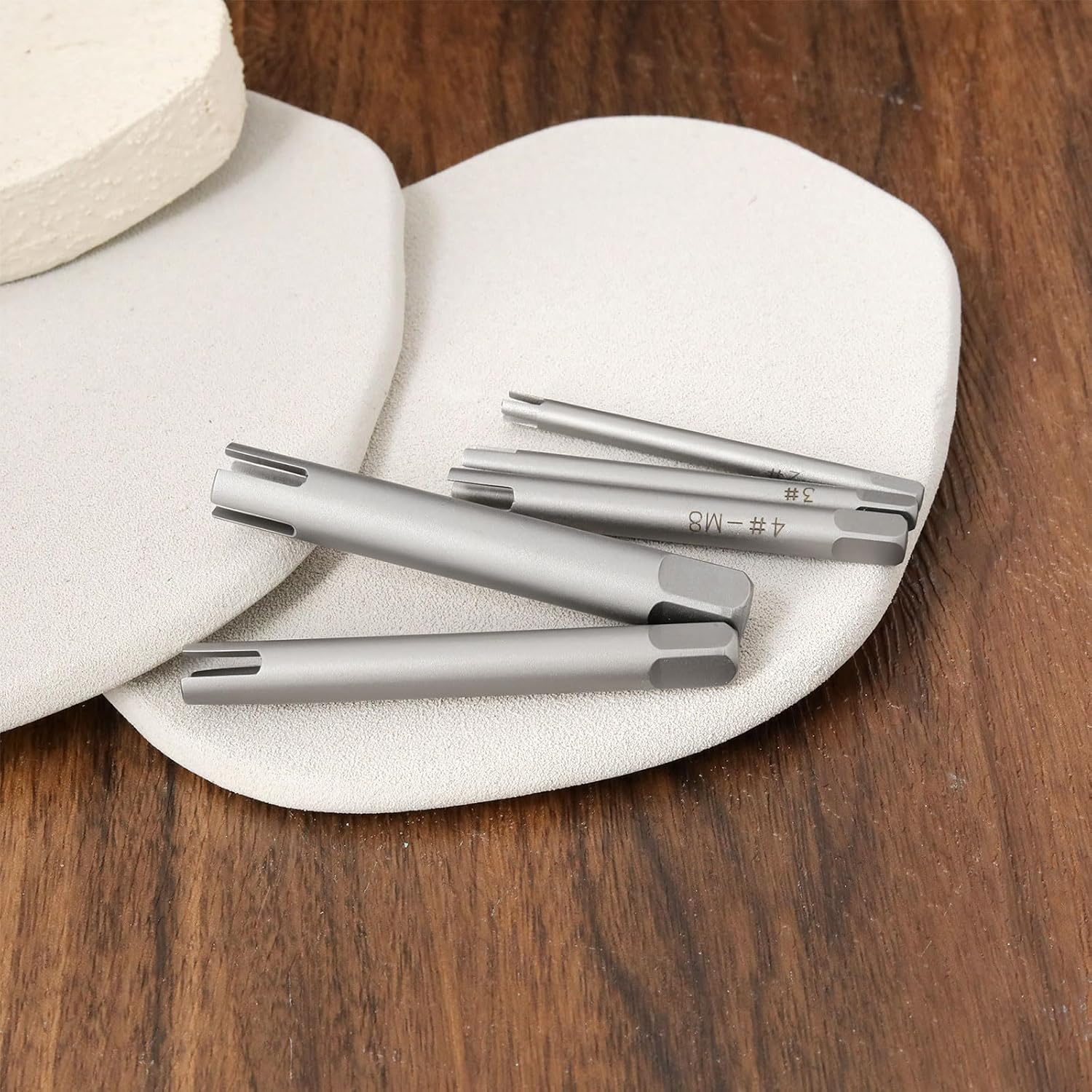 Emagtech 5Pcs 3/4 Tap Thread Remover M5-M12 Alloy Carbon Steel for Hand Tools and Workshop Equipment