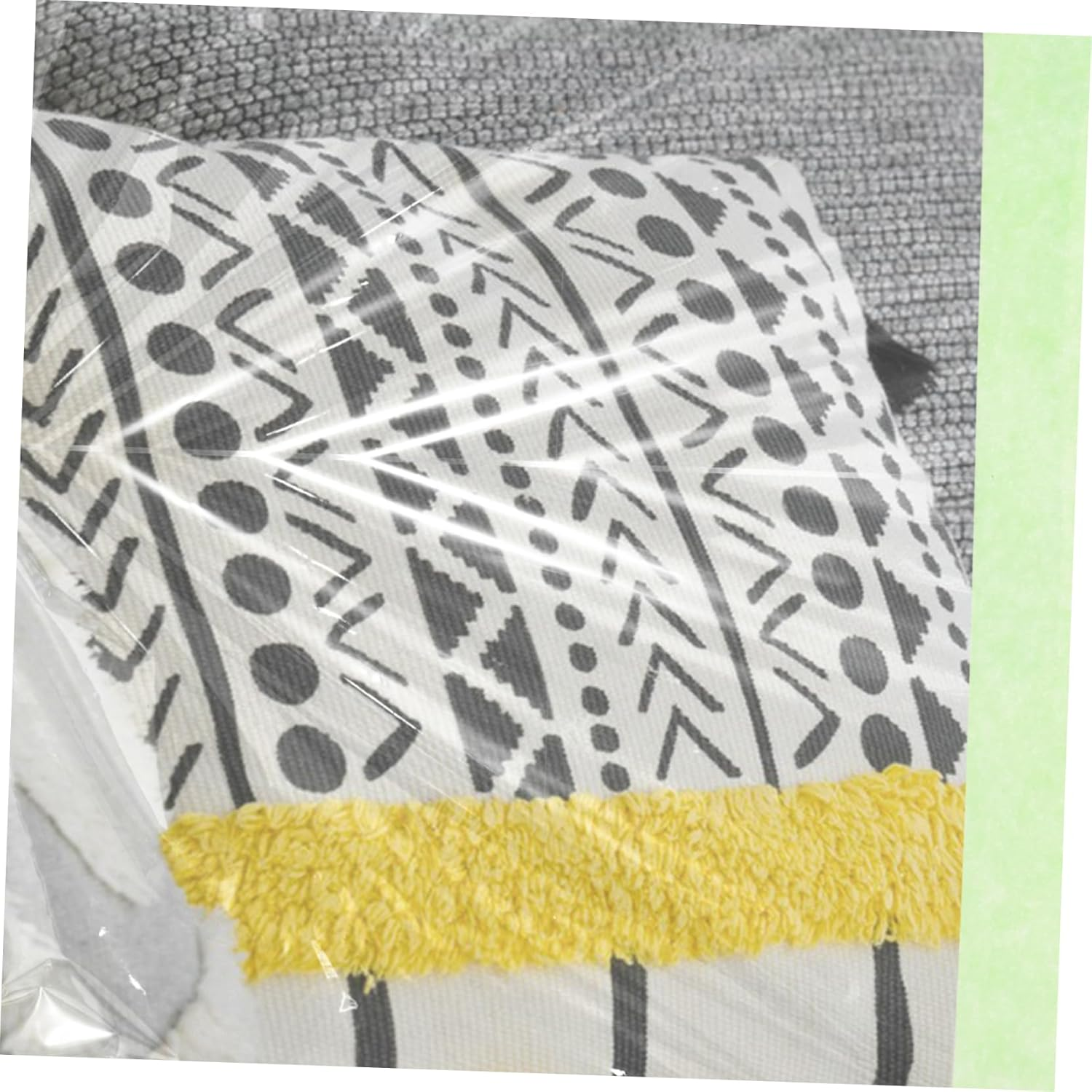 Pre-Taped Weak Adhesion Masking Film 55Cm X 20M for Painting and Dust Protection, Plastic Protective Film and Cover for Automotive Masking, Wall and Furniture Painting Protection image number 6