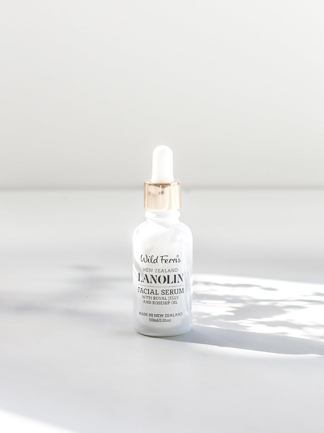 Wild Ferns Lanolin Facial Serum with Royal Jelly and Rosehip Oil, 95% Natural, 30Ml