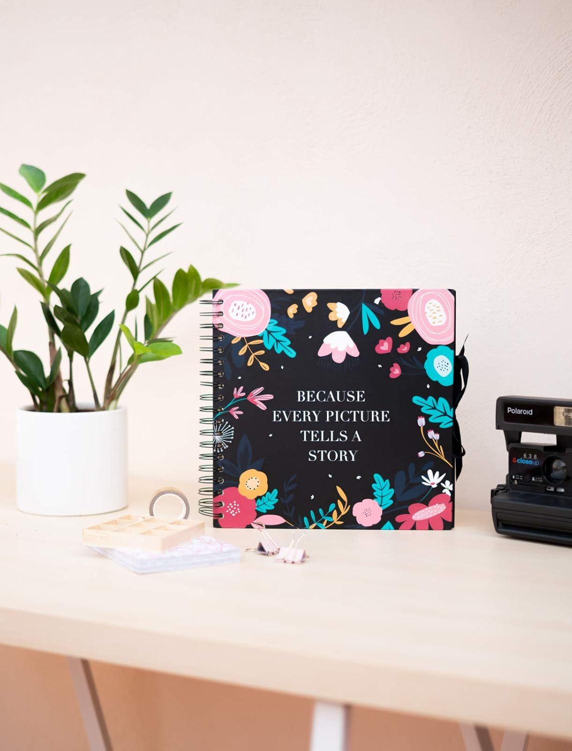 Erik Scrapbook, Blummen, 10.2" X 10.2"