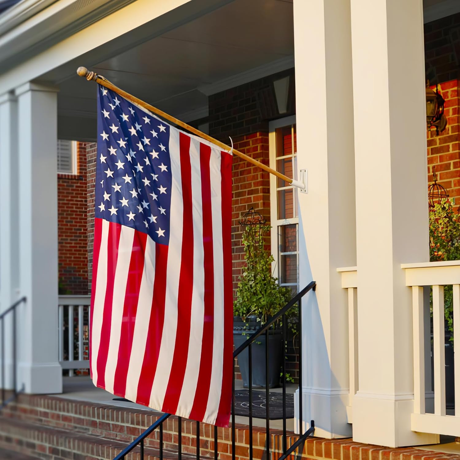 Operitacx Flag Pole Holder for outside House, 2Pcs Wall Mounted Flag Pole Bracket, Flag Holder for House Porch & Outdoor - 1Pc image number 3