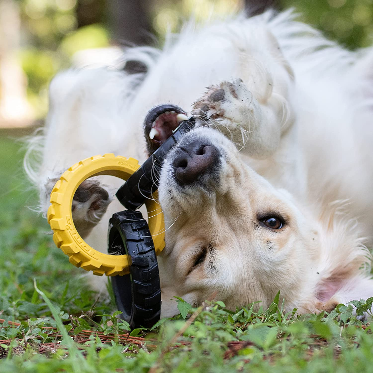 Tonka Rubber 3-Ring Tug Dog Toy, Lightweight, Durable and Water Resistant, 10.5 Inches, for Medium/Large Breeds, Single Unit, Yellow/Black image number 4