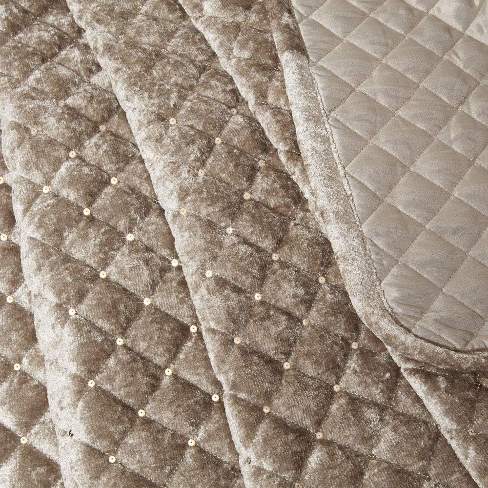 Emma Barclay Glamour - Quilted Sequin Velvet Duvet Set in Mink - Double Bed image number 3