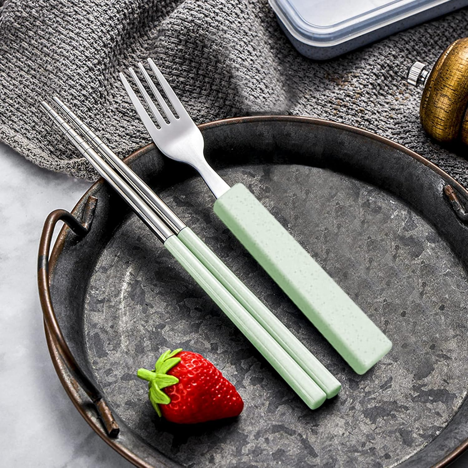 VANRA 3-Piece Children Utensils Set 18/8 Stainless Steel Child Flatware Set Silverware Spoon Fork Chopstick Set with Travel Case for Kids Lunch Box (Green) image number 2