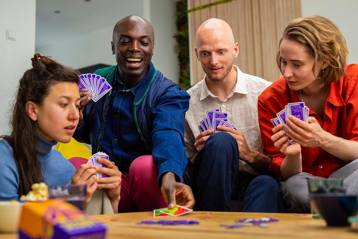 Oink Games Scout Card Game image number 3