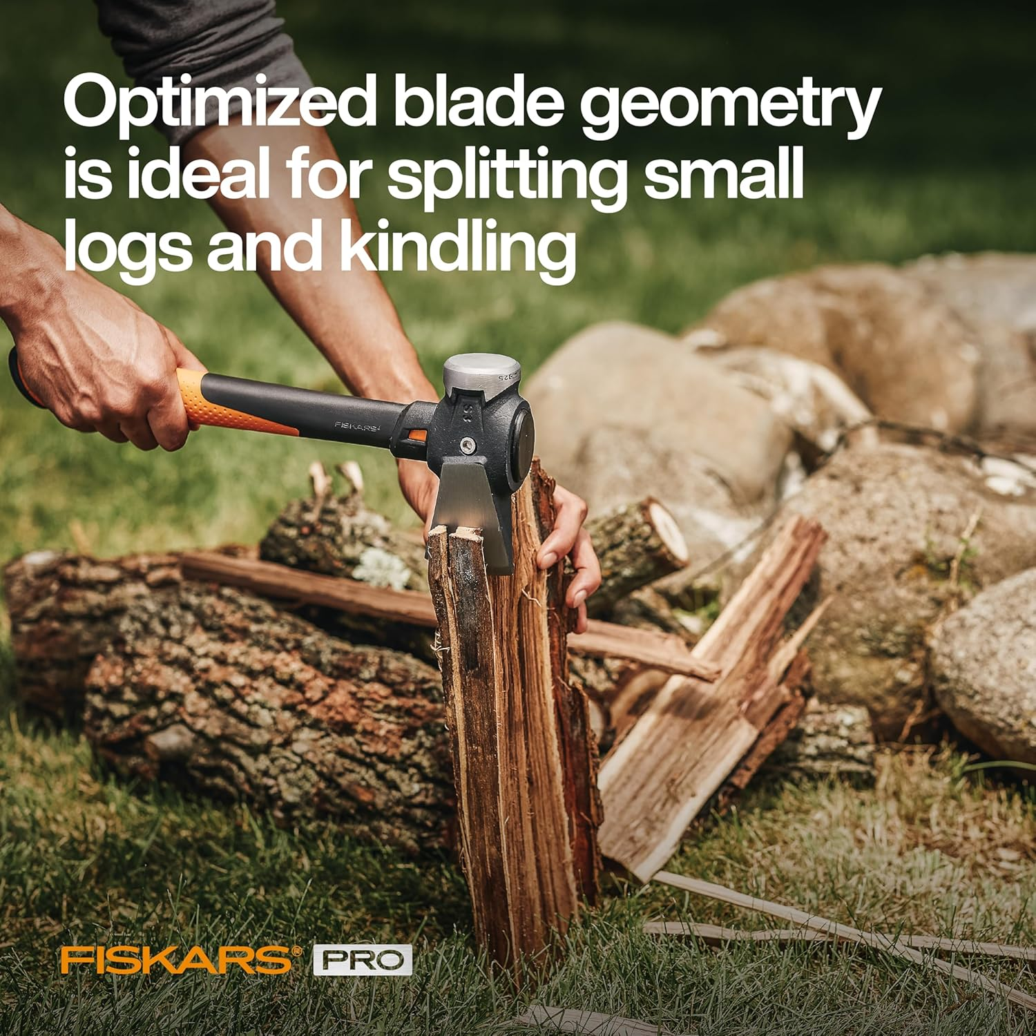 Fiskars Pro Isocore Maul - 2.5-Pound Wood Splitter for Small Size Logs and Kindling with Shock-Absorbing Handle - Black/Orange image number 5