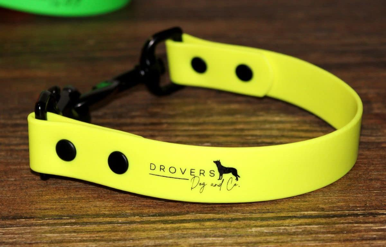 DROVERS Dog and Co Biothane Ute Tie - Super Tuff - Bright Colours - Light Weight - Handy Tie - Easy Clean (Yellow) - Blue image number 6
