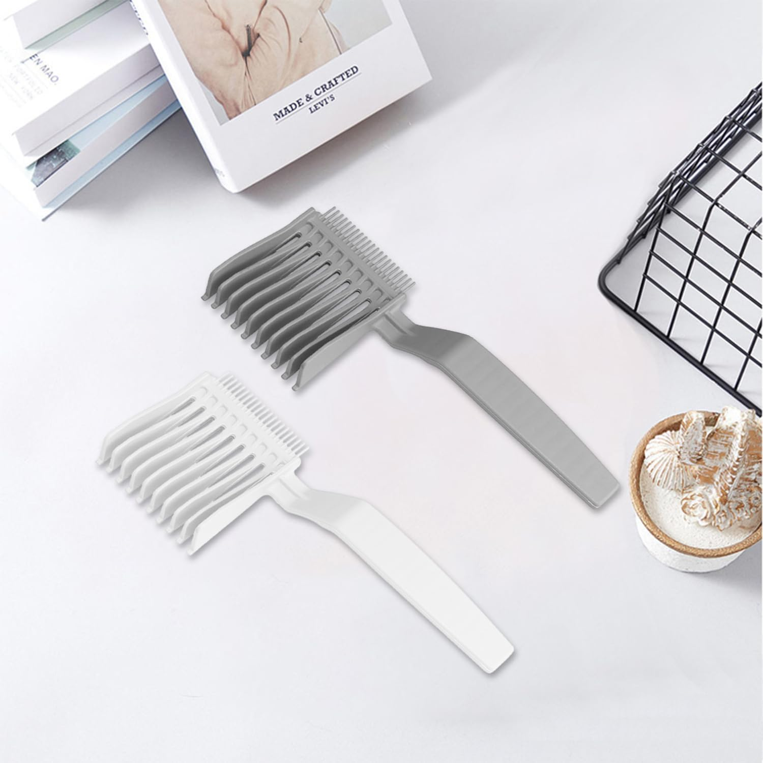 Pack of 2 Men'S Hair Cutting Comb, Flat Headed Long Handled Hair Cutting Comb, Practical Hair Cutting Aid Tool, Suitable for Hair Cutting, Sideburns Repair image number 3