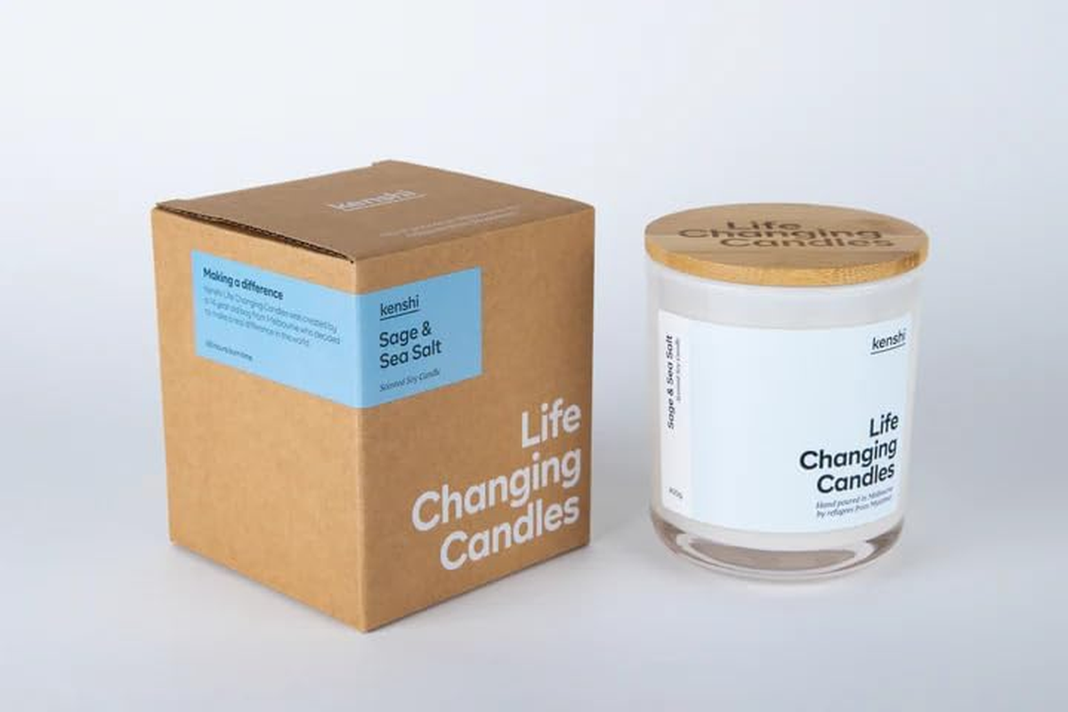 Kenshi Sage and Sea Salt Life Changing Candle 400 G image number 2